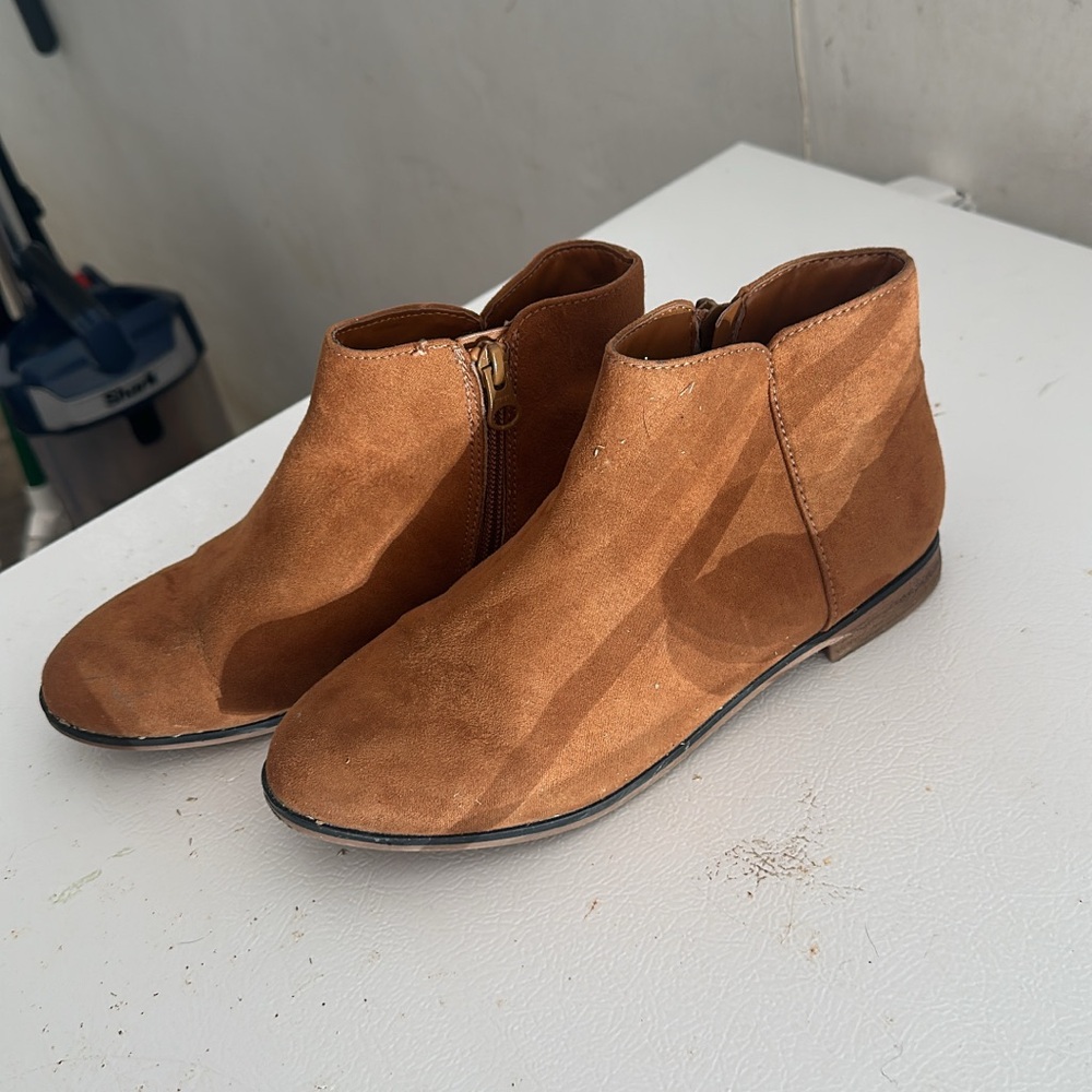 Cat and Jack boots